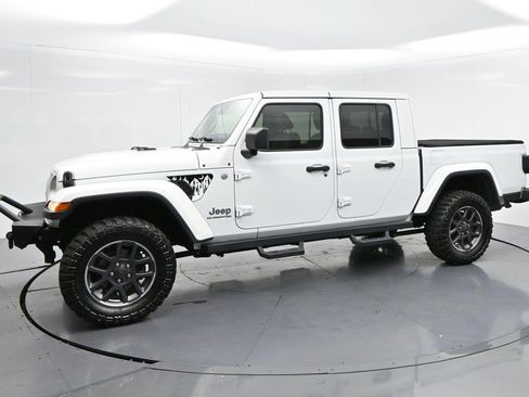Used 2020 Jeep Gladiator Overland w/ Popular Equipment Package AWD/4WD image 4