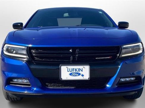 Used 2021 Dodge Charger SXT w/ Blacktop Package image 2