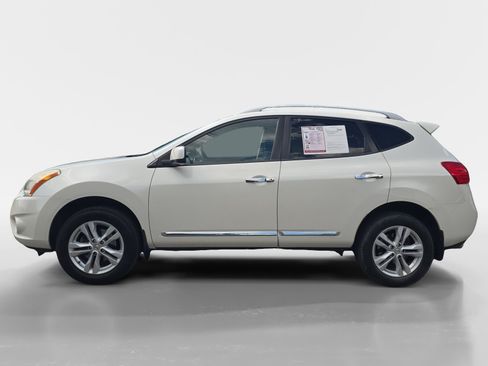 Used 2012 Nissan Rogue SV w/ Premium Pkg AWD/4WD image 2