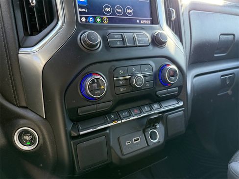 Used 2022 Chevrolet Silverado 1500 RST image 25
