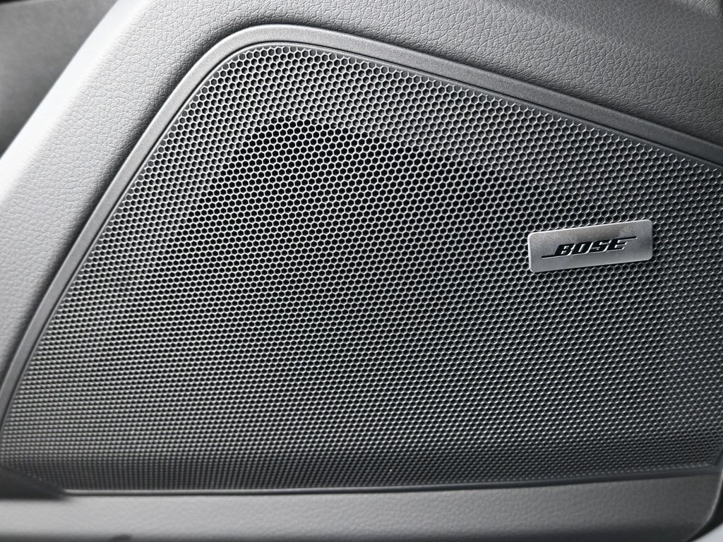 Certified 2026 Porsche Cayenne AWD/4WD image 16