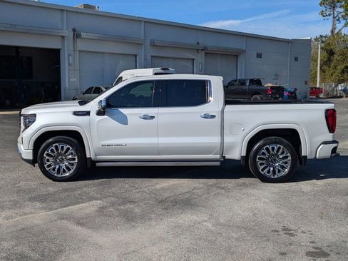 Used 2024 GMC Sierra 1500 Denali Ultimate image 9