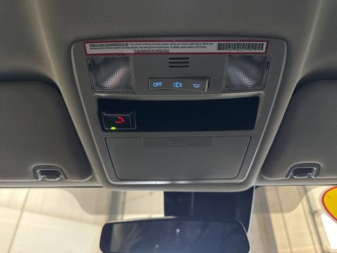 Used 2020 Toyota Tacoma SR image 27