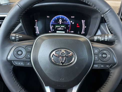 New 2026 Toyota Corolla Cross LE FWD image 25