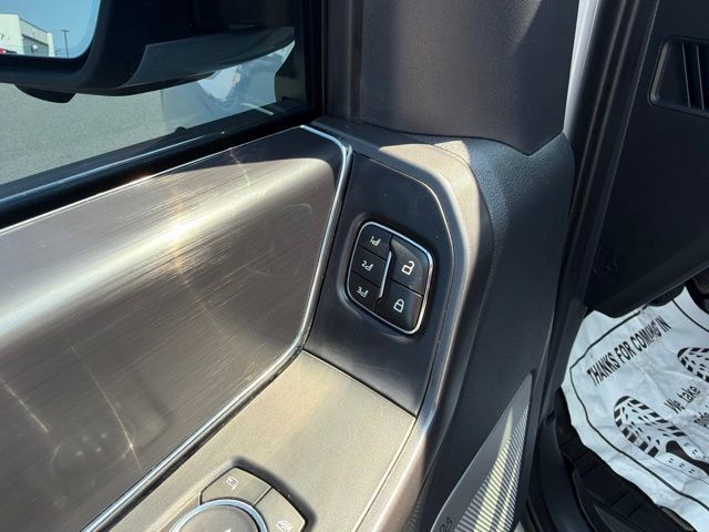 Used 2024 Ford F150 Lariat AWD/4WD image 23