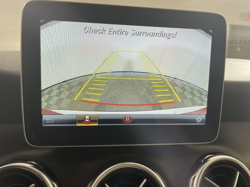 Used 2019 Mercedes-Benz GLA 250 image 22