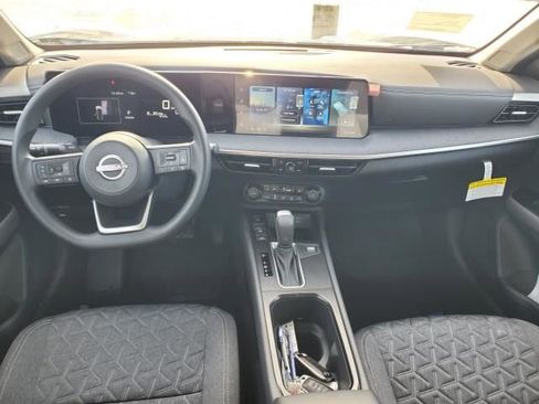 New 2026 Nissan Kicks SV image 10