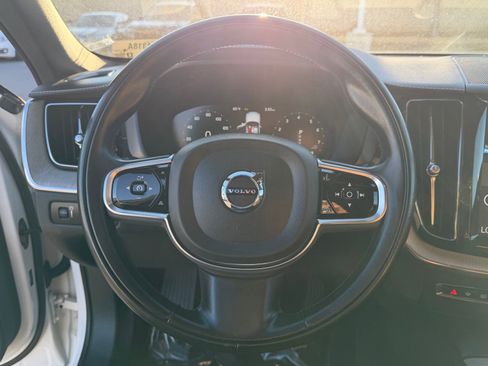 Used 2020 Volvo XC60 T5 Inscription w/ Protection Package Premier image 27