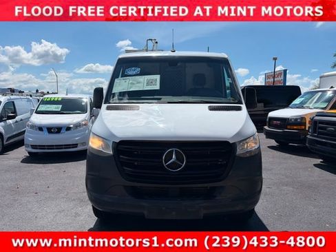 Used 2019 Mercedes-Benz Sprinter 2500 image 24