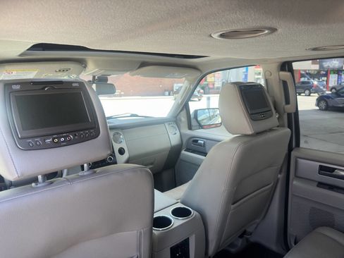 Used 2014 Ford Expedition EL Limited w/ Equipment Group 301A image 8