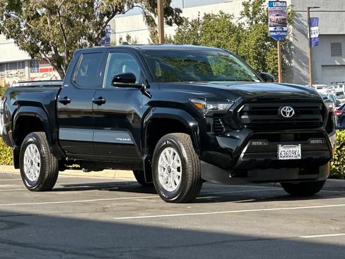 Used 2026 Toyota Tacoma SR5 AWD/4WD image 10