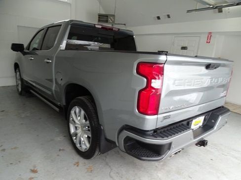 Certified 2024 Chevrolet Silverado 1500 High Country w/ High Country Premium Package AWD/4WD image 21
