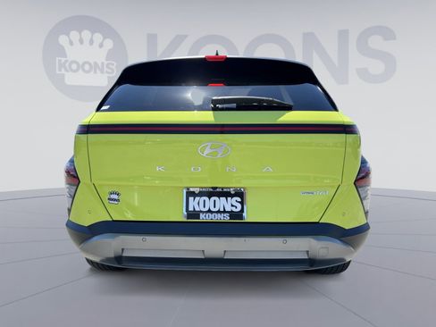 Used 2024 Hyundai Kona Limited AWD/4WD image 15