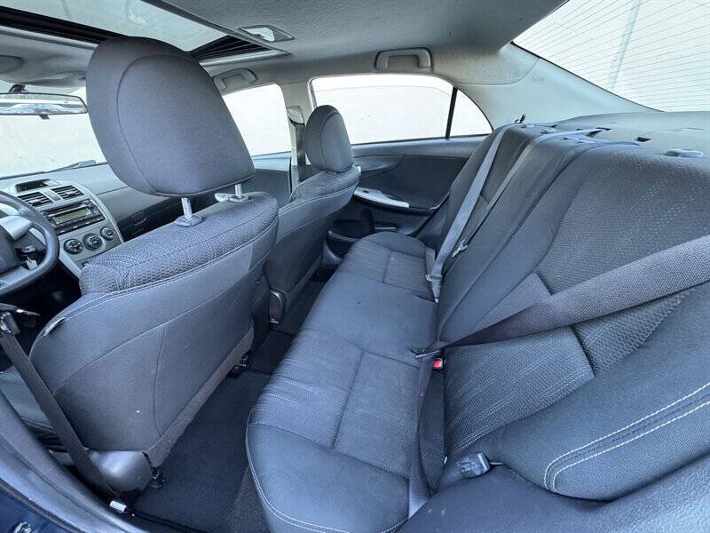 Used 2012 Toyota Corolla S FWD image 11