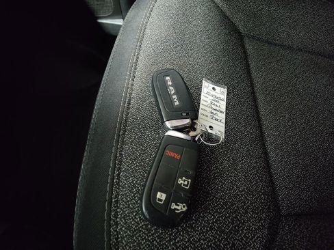 Used 2022 RAM ProMaster 2500 image 36