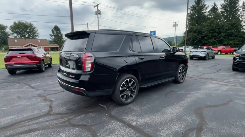 Used 2022 Chevrolet Tahoe RST w/ Luxury Package AWD/4WD image 8