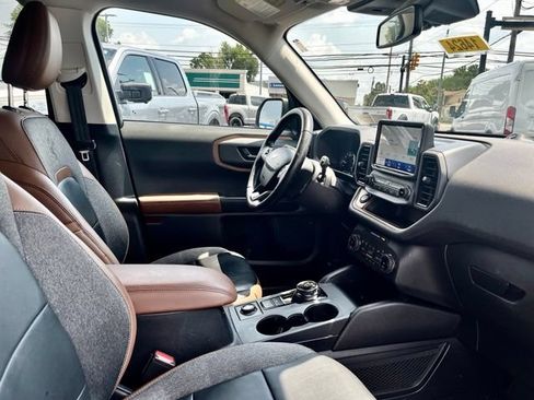Used 2023 Ford Bronco Sport Outer Banks w/ Tech Package AWD/4WD image 9