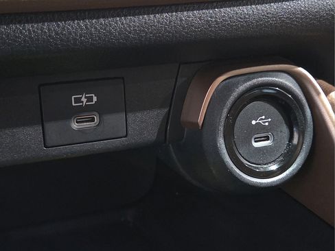 Certified 2024 Toyota Grand Highlander AWD Hybrid image 21