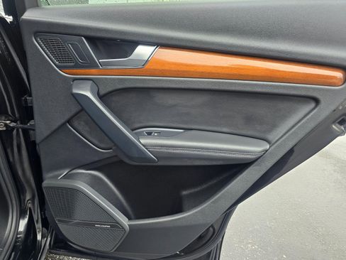 Used 2023 Audi Q5 2.0T Premium Plus w/ Premium Plus Package image 27