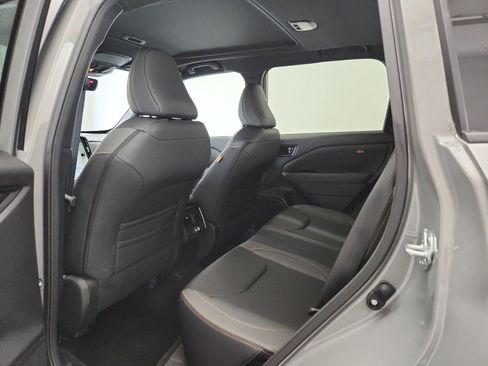 New 2026 Subaru Forester Wilderness AWD/4WD image 31