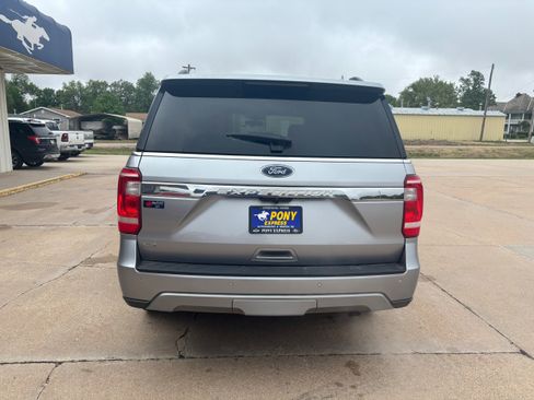 Used 2021 Ford Expedition XLT AWD/4WD image 4
