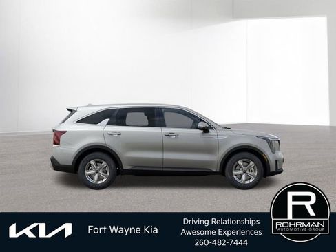 New 2026 Kia Sorento LX FWD image 9
