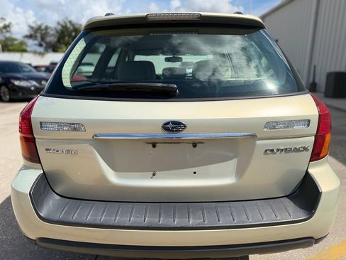 Used 2007 Subaru Outback 2.5i AWD/4WD image 4