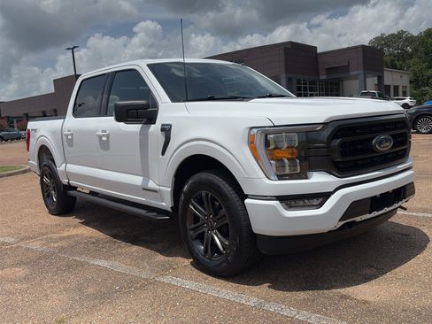 Used 2022 Ford F150 XLT w/ Equipment Group 302A High AWD/4WD image 1