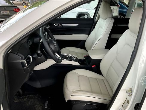 New 2025 MAZDA CX-5 AWD 2.5 S w/ Premium Plus Pkg image 18