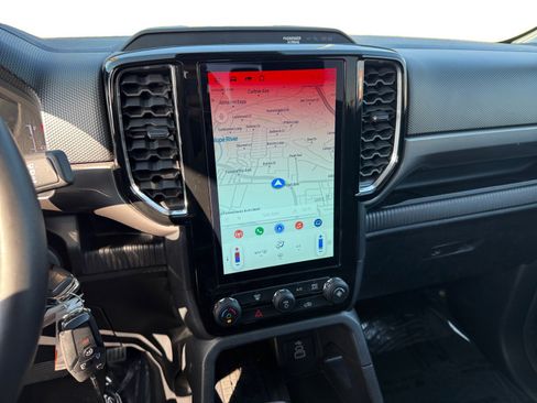 Used 2024 Ford Ranger XLT w/ Trailer Tow Package image 12