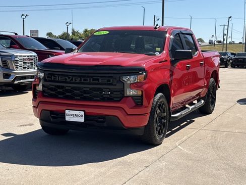 Used 2024 Chevrolet Silverado 1500 Custom w/ Turbomax Blackout Package AWD/4WD image 10