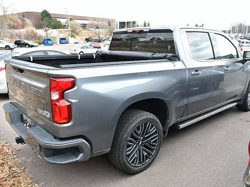 Used 2020 Chevrolet Silverado 1500 High Country w/ Technology Package image 4