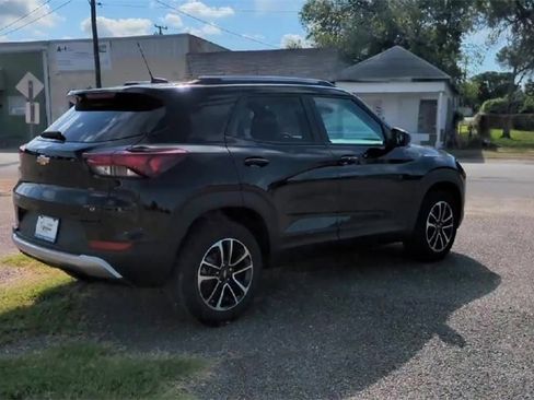 New 2026 Chevrolet TrailBlazer LT w/ Convenience Package image 8