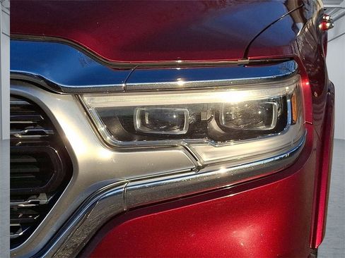 Used 2022 RAM 1500 Limited image 10