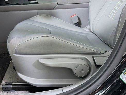 Used 2024 Hyundai Elantra SEL w/ Convenience Package image 20