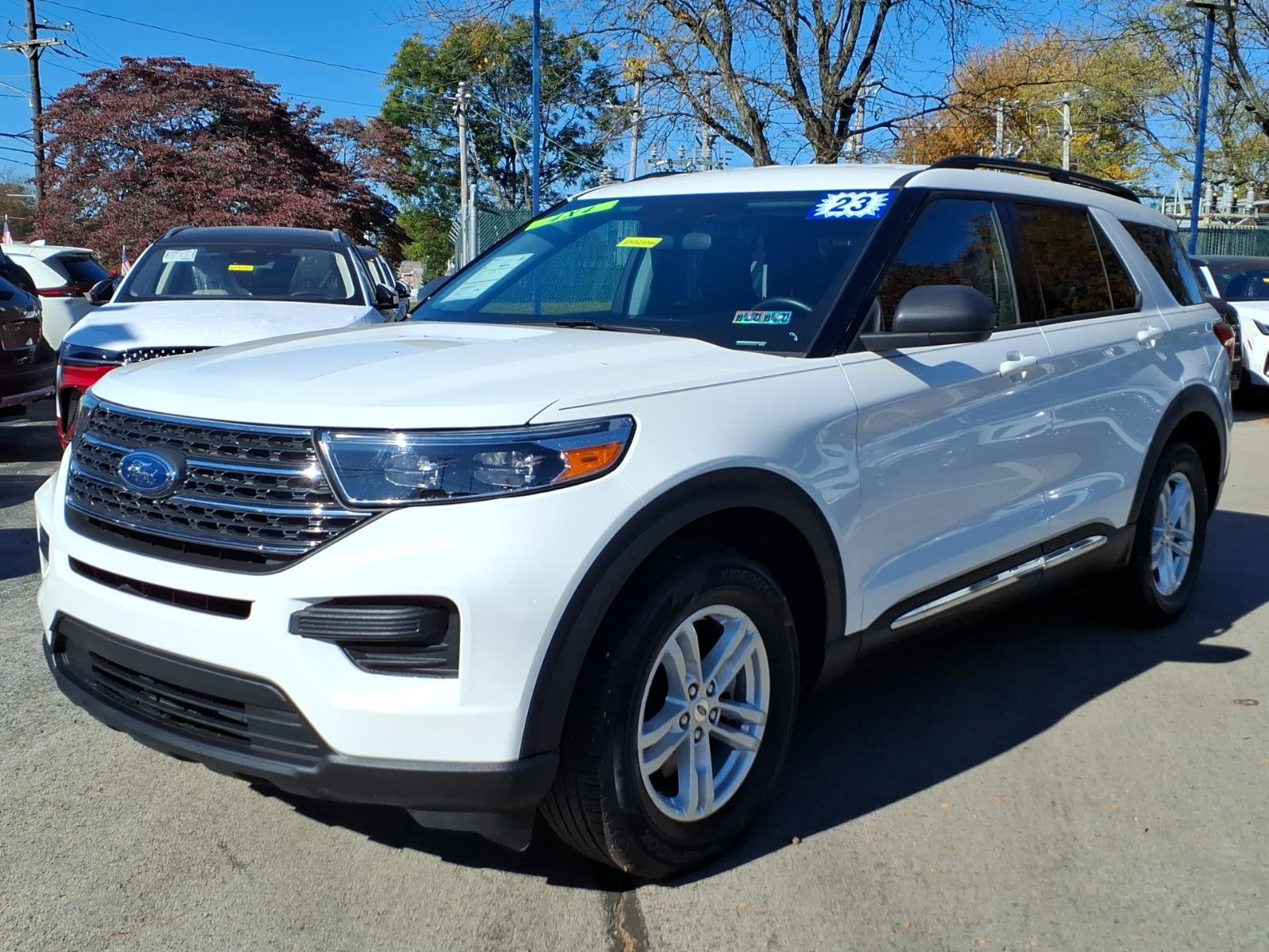 Certified 2023 Ford Explorer XLT AWD/4WD image 6