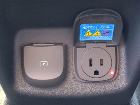 Used 2025 Genesis GV80 3.5T e-SC image 31