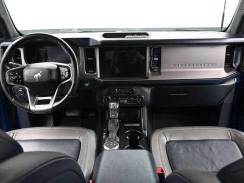 Used 2022 Ford Bronco Outer Banks AWD/4WD image 10