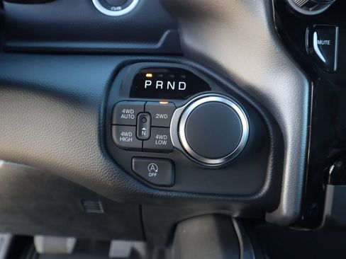 New 2026 RAM 1500 Big Horn AWD/4WD image 9