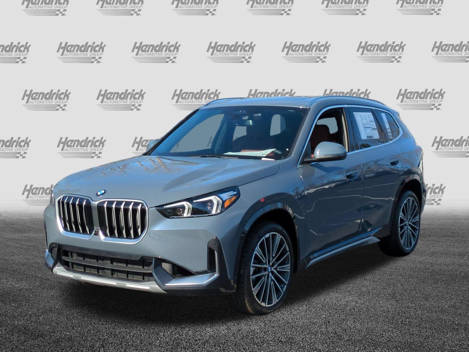 Used 2026 BMW X1 xDrive28i w/ Technology Package AWD/4WD image 5
