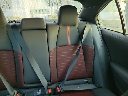 Used 2025 Toyota Corolla SE image 23