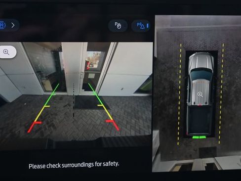 Used 2023 Ford F250 Lariat w/ Tremor Off-Road Package image 19