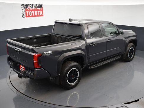 Used 2024 Toyota Tacoma TRD Off-Road image 22