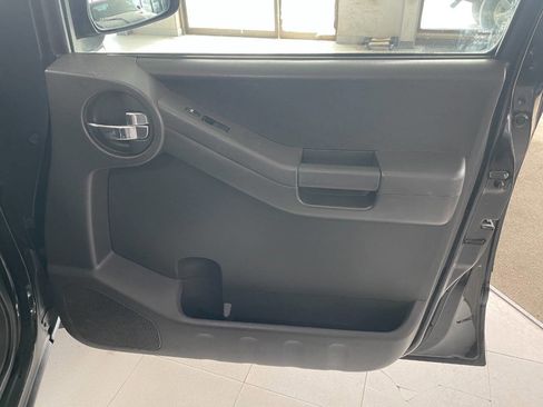 Used 2006 Nissan Xterra Off-Road image 27