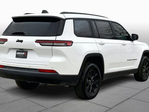 Used 2024 Jeep Grand Cherokee L Laredo image 24