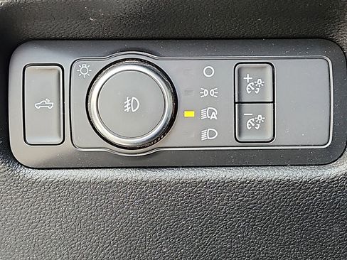 Used 2024 Ford Ranger Lariat w/ Trailer Tow Package image 17