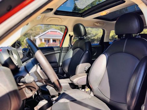 Used 2015 MINI Cooper Countryman S image 9