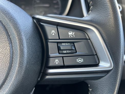 Used 2024 Subaru Ascent Premium w/ Convenience Package image 17