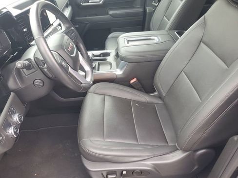 Certified 2022 GMC Sierra 1500 SLT w/ SLT Premium Plus Package image 17