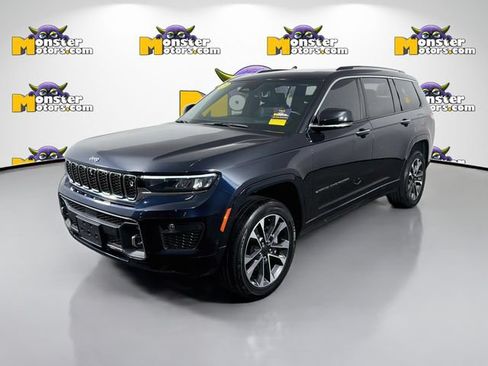 Used 2023 Jeep Grand Cherokee L Overland w/ Advanced Protech Group III AWD/4WD image 1